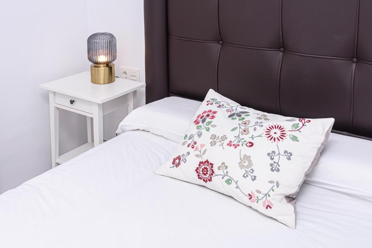 Wintowinrentals Malaga Center, Comfortable And Renovated Екстериор снимка